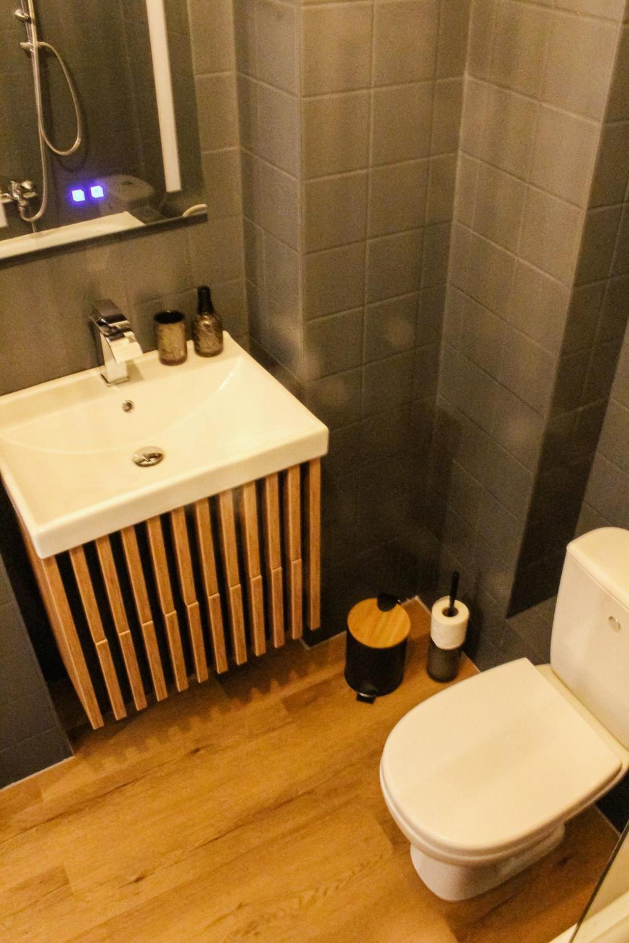 Nuwilu One - Apartment Mit Balkon Im Herzen Erfurts - Magenta Tv- Netflix - Disney 외부 사진