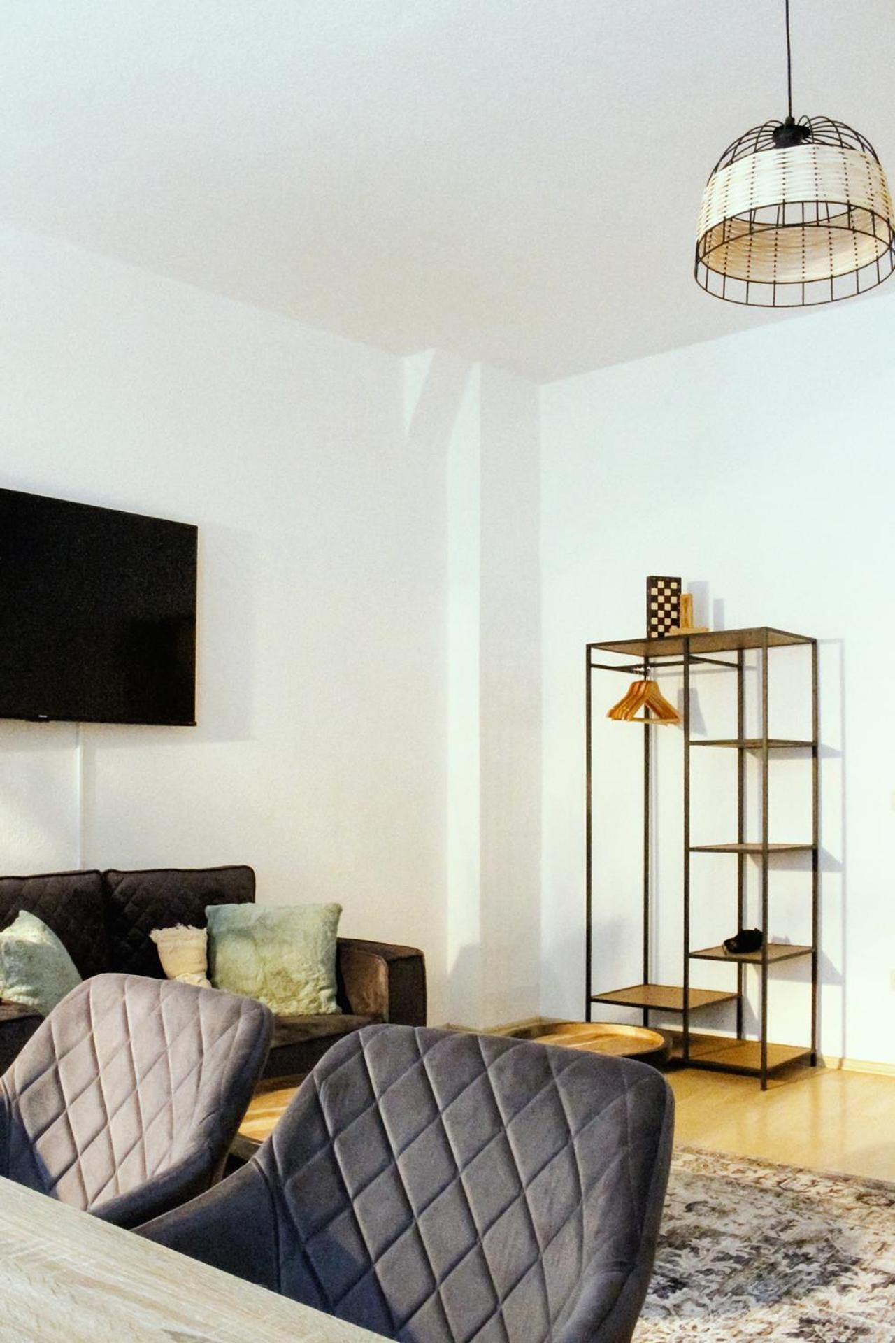 Nuwilu One - Apartment Mit Balkon Im Herzen Erfurts - Magenta Tv- Netflix - Disney 외부 사진